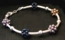 Bracelet argent et boules de nacr�es Swarovski