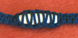 perle-dans-bracelet.jpg
