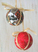 boule de No�l avec paillettes