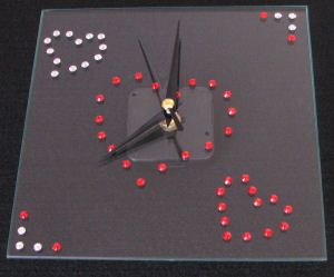 decorer une horloge avec des strass