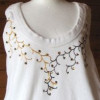 top en peinture et strass