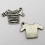 Breloque Vêtement Pull N°01