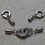 Fermoir menotte rond pour cuir 3 mm en Zamac