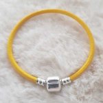 Bracelet Clip Européen lisse Uni 01 DU 15 AU 23 CM Jaune