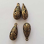 Breloque goutte ajouré N°03-01