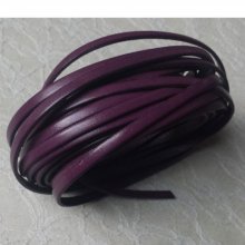 Cuir Prune de 05 mm Lisse par 20 cm