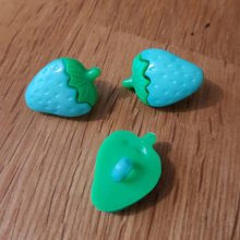 Boutons fantaisie, enfants, bébés Motif fraise N°11 vert et vert clair