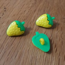 Boutons fantaisie, enfants, bébés Motif fraise N°13 vert et jaune