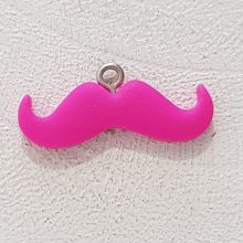 Breloque pendentif Moustache N°06 Fushia