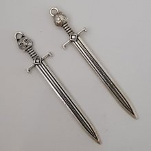 Breloque Épée Hache de Guerre N°02 Argent
