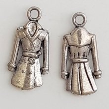 Breloque Vêtement Manteau N°02 de Pluie Argent.
