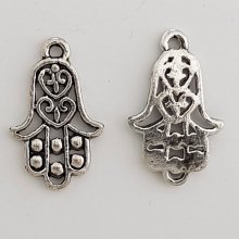 Breloque forme main Hamsa N°02