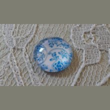 cabochon rond en verre 12mm fleur bleu 014 