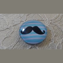 cabochon rond en verre 25mm moustache 036 