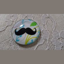 cabochon rond en verre 25mm moustache 031 