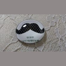 cabochon rond en verre 25mm moustache 018 