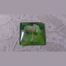 cabochon carré en verre 30mm 010 