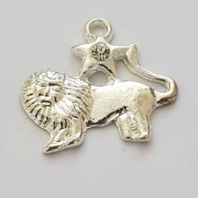 Breloque Signe Zodiaque Lion Métal Argenté N°04 avec strass