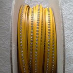 Cuir Jaune de 10 mm Strass Swarovski par 20 cm