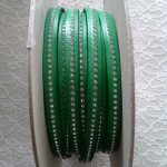 Cuir B-Vert de 10 mm Strass Swarovski par 20 cm