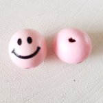 Perle bois tète personnage N°06 Rose