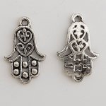 Breloque forme main Hamsa N°02