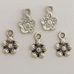 Breloque Fleur Métal N°035 Argent