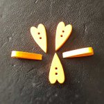 Bouton bois coeur orange N°02-03