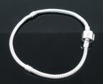 Bracelet Clip Européen 17 cm fermoir Lisse Plaqué Argent 925