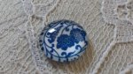 cabochon rond en verre 12mm fleur bleu 028 