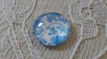 cabochon rond en verre 12mm fleur bleu 014 