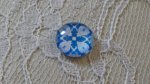cabochon rond en verre 12mm fleur bleu 005 