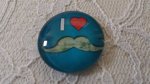 cabochon rond en verre 25mm moustache 037 