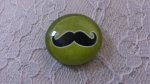 cabochon rond en verre 25mm moustache 034 