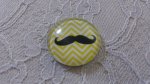 cabochon rond en verre 25mm moustache 033 