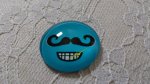 cabochon rond en verre 25mm moustache 019 