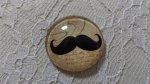 cabochon rond en verre 25mm moustache 005 