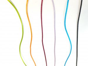 Plusieurs coloris sont propos&eacute;s.