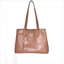 Cabas cuir de vachette grainé, coloris marron beige.