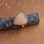 Bague cabochon en bois forme coeur Hetre largeur 19mm