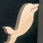 Figurine miniature dauphin 3.5 x 3.7 cm en bois loisirs créatifs, fait main
