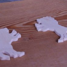 figurine lion épaisseur 3mm a décorer et a coller miniatures loisirs créatifs embellissement scrap fait main bois massif