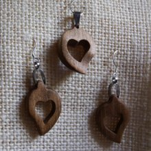 Parure coeur noyer, boucles d'oreilles et pendentif, cadeau noce de bois, saint valentin, fait main