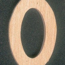 Lettre O en bois hauteur 5 cm a coller