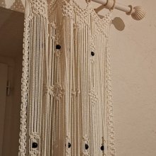Rideau artisanal en macramé en fil de coton, Voilage tamisant ou Rideau de séparation  à anneaux,