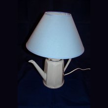 Lampe Cafetière ancienne en tôle émaillée