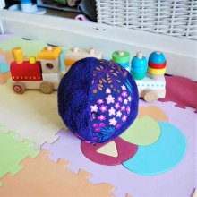 Balle en tissu polaire bleu marine et jersey coton fleuri