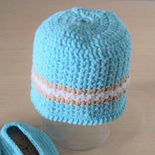 Ensemble bonnet et chaussons coordonnés pour bébé couleur turquoise et taupe