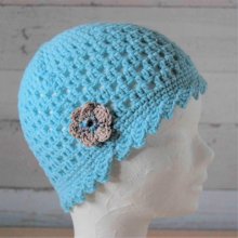 Chapeau cloche enfant maille ajourée couleur turquoise
