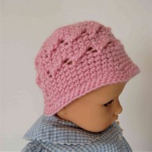 Chapeau cloche enfant rose à torsades horizontales